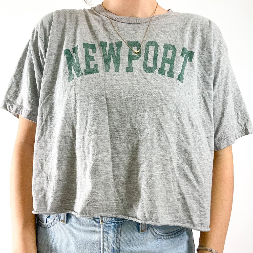 Unbranded Cropped Newport Tee | Size small